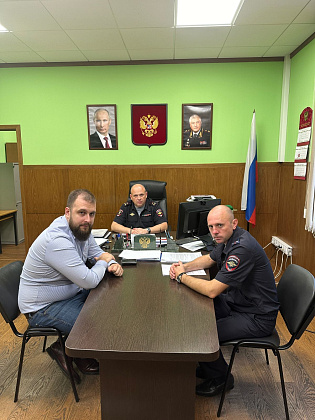 Член Общественного совета при УВД по САО ГУ МВД России по г. Москве посетил территориальные отделы полиции