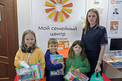 Общественный совет УВД по САО совместно с полицейскими севера Москвы приняли участие в акции «Помоги пойти учиться» 