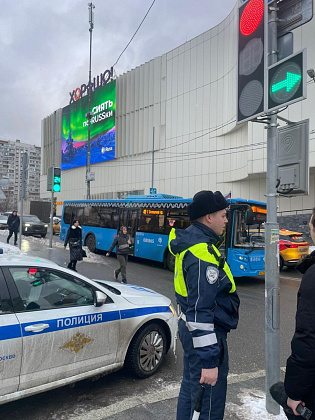 Сотрудники Госавтоинспекции Севера столицы провели профилактическое мероприятие «Пешеходный переход»